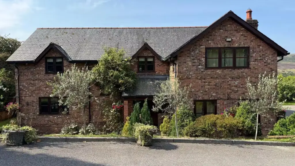 534a2c6a d319 44b8 9a37 f982126f664c